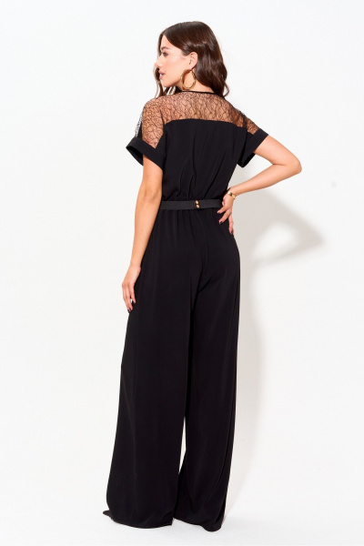 Нарядный черный комбинезон с расширенными брюками и ремнем Lyushe 3973 - фото 10