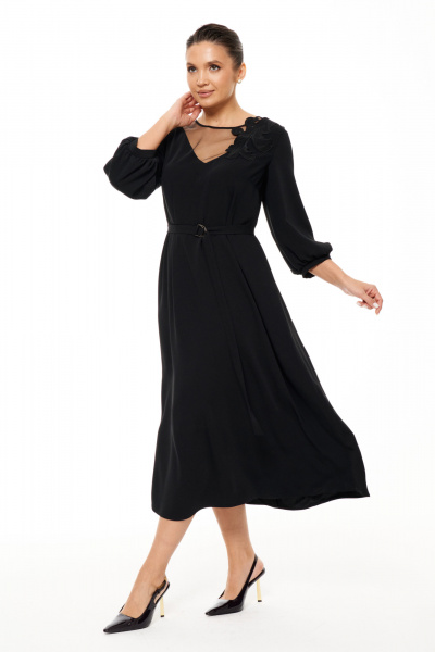 Деловое платье из струящейся ткани с стразы и поясом Панда 209180w черный - фото 3