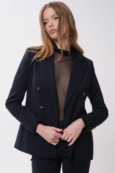 Деловой костюм из хлопковой ткани жакет и укороченные брюки Панда ПА-463920 синий - фото 3