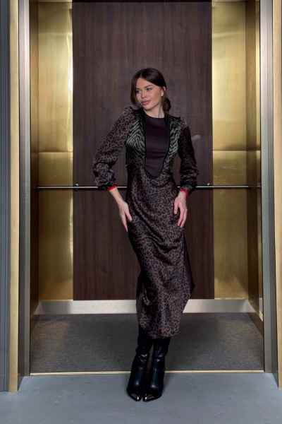 Платье из струящейся ткани с сложным принтом и косым кройом Pavlova 182 - фото 6