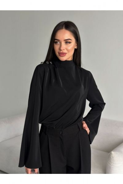 Блузка с расклешенными рукавами из текстиля THE.WOMAN 0252 черный - фото 1