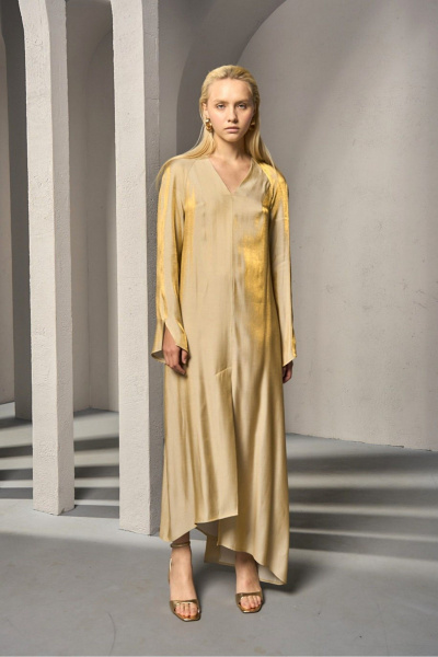 Желто-золотое платье из вискозы с асимметричными шлицами DEVITA 1015 дижон - фото 1