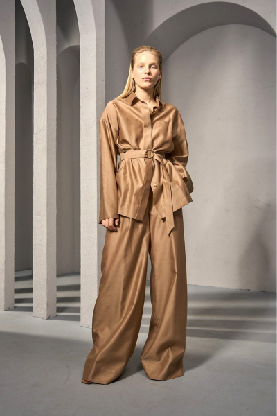 Кожзаме бежевое шитая блуза с длинным рукавом и накладными карманами DEVITA 6008-2 тоффи - фото 10