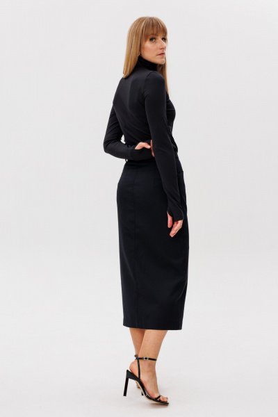 Демисезонная черная юбка макси с высоким разрезом и прямым кроем FAMA 24072 чёрный - фото 4