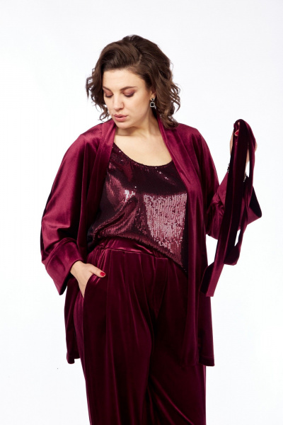 Красный костюм 2-ка из бархата на каждый день Диомант 2028 бордо - фото 7