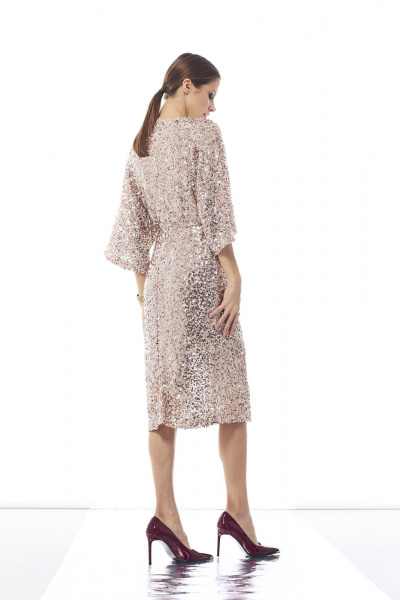 Приталенное платье из пайеток на трикотажной подкладке DAVA 1213 бежевый - фото 2