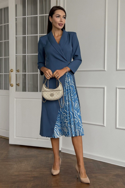 Модное платье с комбинированной тканью и поясом Kaloris 2138 - фото 1
