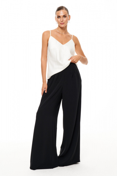 Белая атласная блузка с вытачками для офиса и повседневных Панда 210340w белый - фото 1