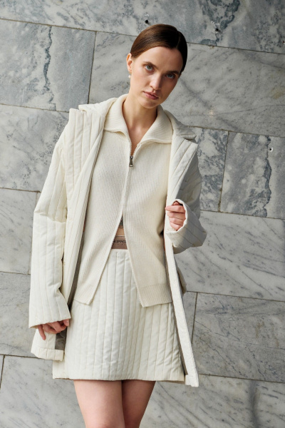 Юбка стеганая из плащевой ткани с короткой длиной Skipper Design 213 молочный - фото 4