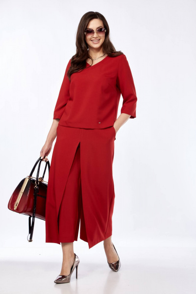 Комплект из брюк-кюлотов и блузона с разрезами и имитацией юбки Taita plus 2434 т.красный - фото 6