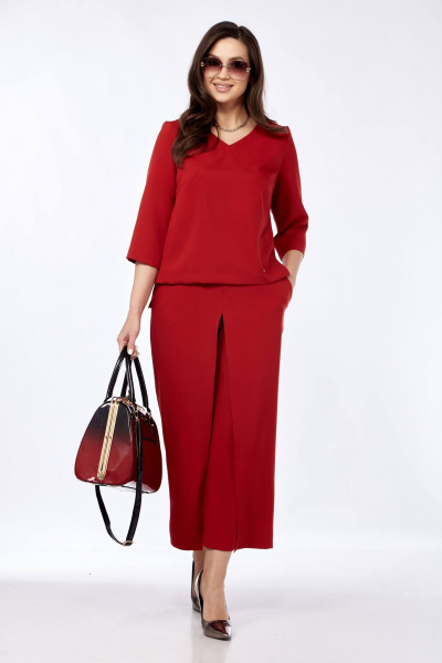 Комплект из брюк-кюлотов и блузона с разрезами и имитацией юбки Taita plus 2434 т.красный - фото 3