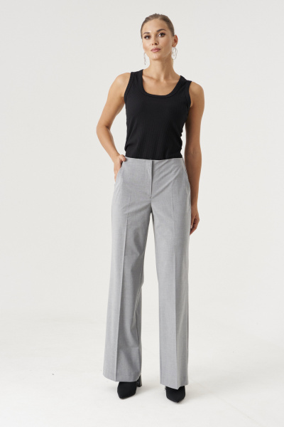 Демисезонные брюки из поливискозной ткани с прорезными карманами Панда 188563w светло-серый - фото 1