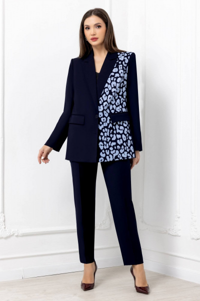 Брючный костюм с жакетом и брюками с анималистичным принтом Gold Style 2675 темно-синий - фото 8