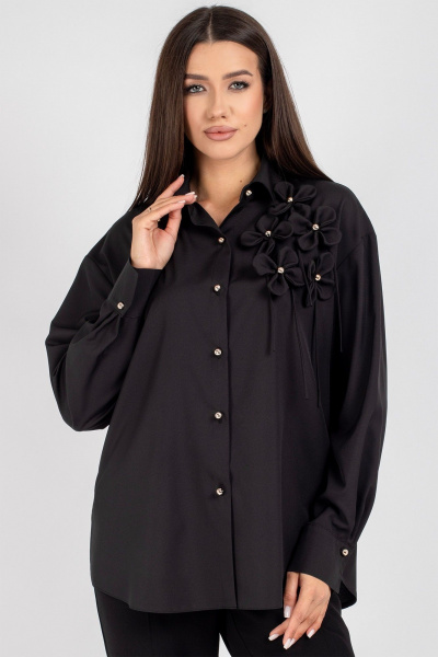 Черная oversize блузка с цветками и застежкой VIZAVI 810 черный - фото 2