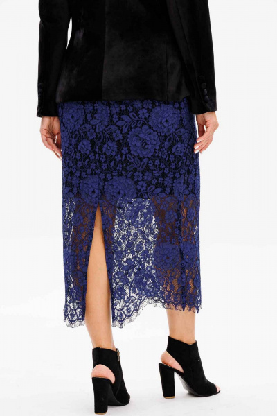 Элегантная синяя юбка зауженная из кружева на подкладке Mislana 1163юб синий/кружева - фото 2
