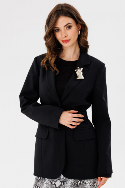 Комфортный демисезонный черный жакет с ремнем и прорезными карманами EOLA 2598 черный - фото 7