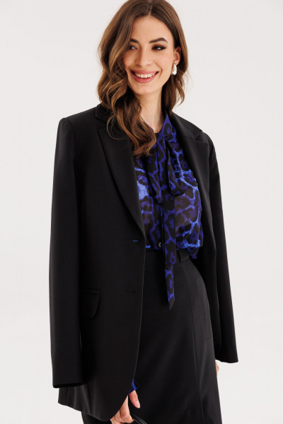 Комфортный демисезонный черный жакет с ремнем и прорезными карманами EOLA 2598 черный - фото 12