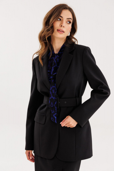 Комфортный демисезонный черный жакет с ремнем и прорезными карманами EOLA 2598 черный - фото 18