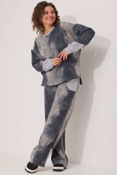 Комплект из серых брюк и свитшота в стиле спорт-шик из трикотажа BegiModa 3079 синий дым - фото 3