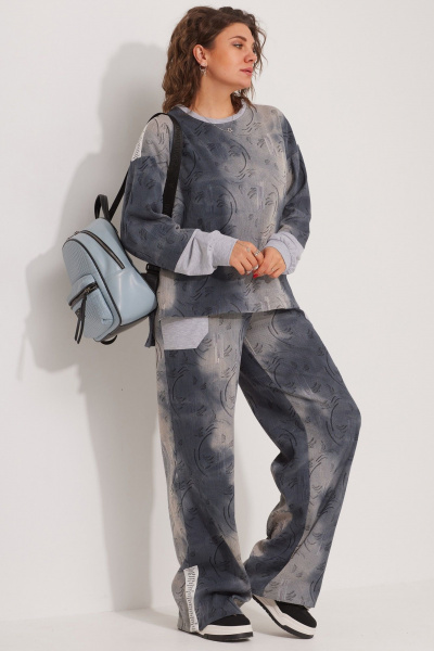 Комплект из серых брюк и свитшота в стиле спорт-шик из трикотажа BegiModa 3079 синий дым - фото 2