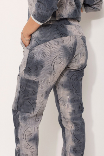 Эксклюзивный комплект из брюк и свитшота с эффектом потертости из ткани с натуральным составом BegiModa 3080 синий дым - фото 7