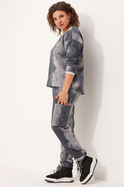 Эксклюзивный комплект из брюк и свитшота с эффектом потертости из ткани с натуральным составом BegiModa 3080 синий дым - фото 4
