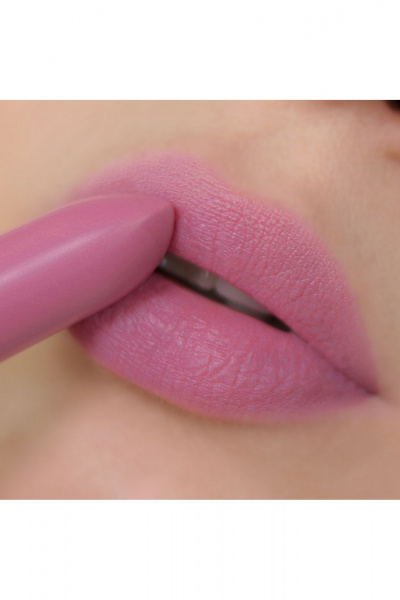 Помада приглушенно-розовая с стойким матовым эффектом Relouis Icon Look 06 Glamour Guide - фото 3