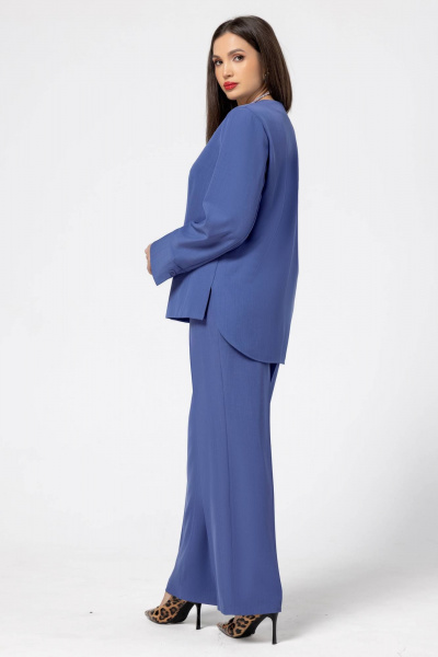 Костюм брючный с жакетом и прямыми брюками Gold Style 2679 джинс - фото 8