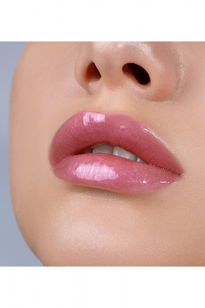 Блеск для губ розовый с сияющим шиммером и увлажнением LUXVISAGE Glass Shine 23 Frozen Fuchsia - фото 2