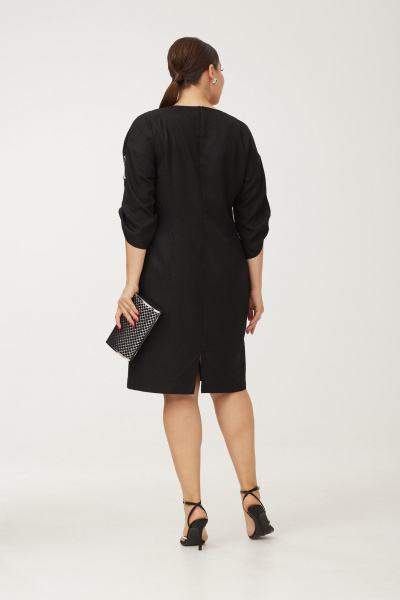 Платье черное с декоративной цепью и разрезом Danaida 2249 черный - фото 10