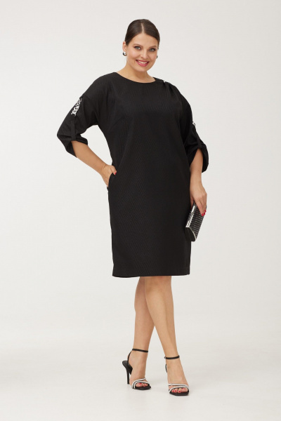 Платье черное с декоративной цепью и разрезом Danaida 2249 черный - фото 4