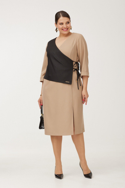 Платье бежевое деловое с запахом для офиса Danaida 2255 капучино - фото 5