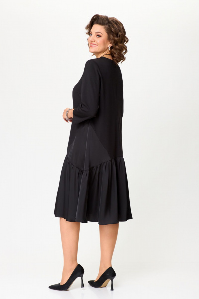Трикотажное платье свободного силуэта с воланами и вставками Aira Style 24415 черный - фото 9