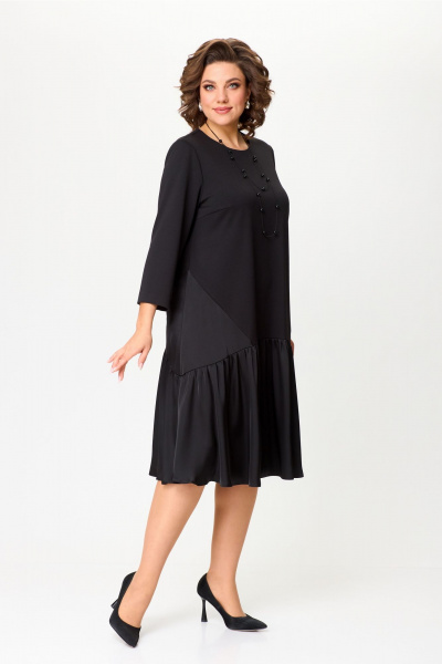 Трикотажное платье свободного силуэта с воланами и вставками Aira Style 24415 черный - фото 8