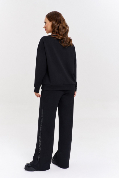 Джоггеры из трикотажа с карманами и лампасами AVE RARA 4132 черный - фото 2