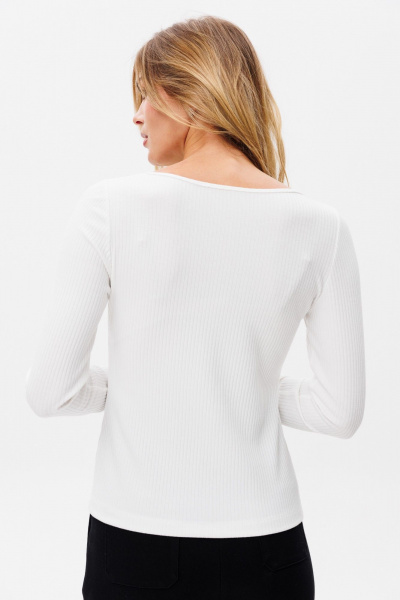 Полуприлегающий белый джемпер из трикотажа с лодочной горловиной PRATA wear S025 белый - фото 5