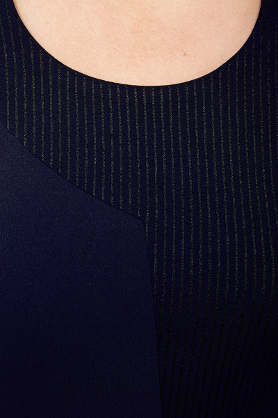 Платье из трикотажа с горизонтальными подрезами и карманами Algranda А3948-a-с - фото 5