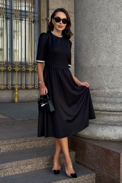 платье полуприлегающее с пуговичной застежкой и карманами Urs 24-422-1 - фото 1