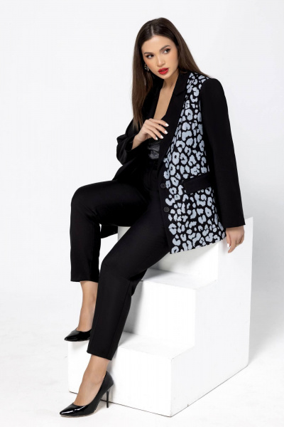 Деловой костюм из текстиля с принтом для больших размеров Gold Style 2675 черный - фото 1