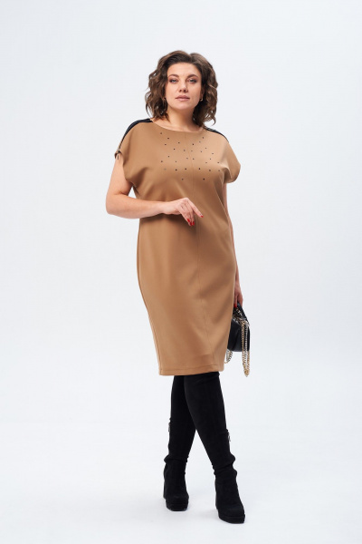 Платье-футляр из эластичного трикотажа с молниями и стразами Michel chic 2174 бежевый - фото 3