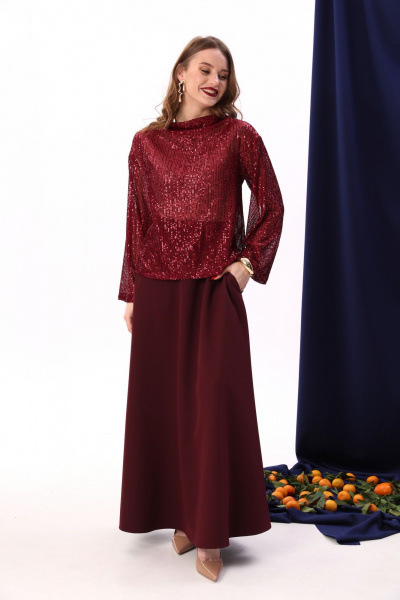 Красный трикотажный джемпер-кейп с пайетками NikVa 400-9 винный - фото 8