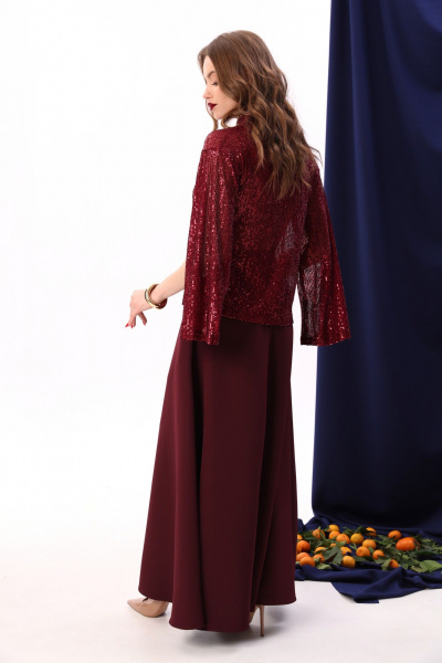 Костюм из пайеток и текстиля: джемпер-кейп и юбка макси NikVa 921-3 винный - фото 3