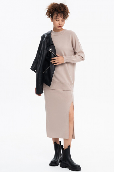 Бежевый трикотажный юбка с мягкими складками AREOLA 10679 мокка - фото 7