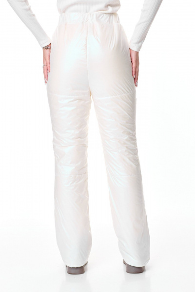 Брюки утепленные прямые из плащевой ткани с пряжкой T&N 7599 молочный_перламутр - фото 3