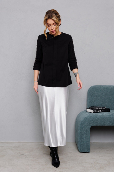 Черная хлопковая блузка с тесьмой и камнями для повседневного стиля AMORI 6455 чёрный - фото 3