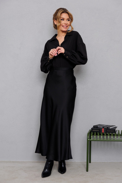 Объемная оверсайз блузка с широкими рукавами и глубоким вырезом AMORI 6456 чёрный - фото 3