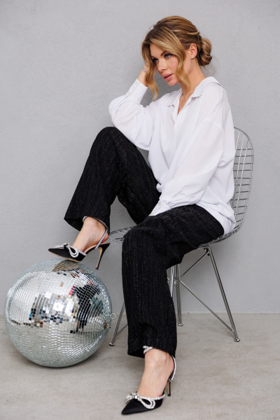 Объемная белая блузка с широкими рукавами и модным воротником AMORI 6456 белый - фото 6