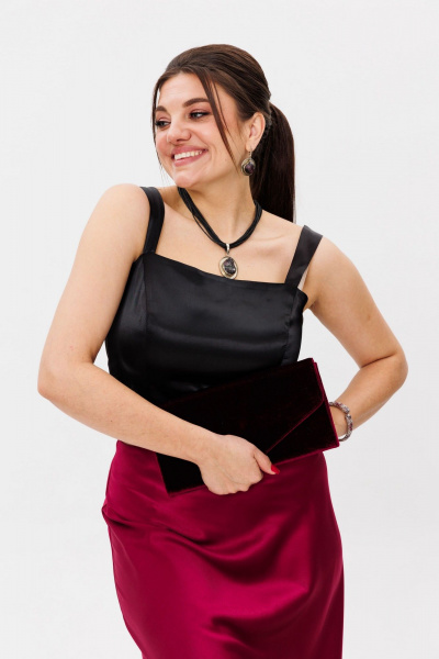 Круглогодичный элегантный атласный топ с бретелями Anelli 1429 черный - фото 7