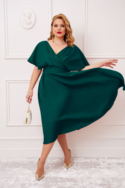 Зеленое платье с V-образным вырезом и запахом AGATTI 5655-1 изумрудный - фото 1