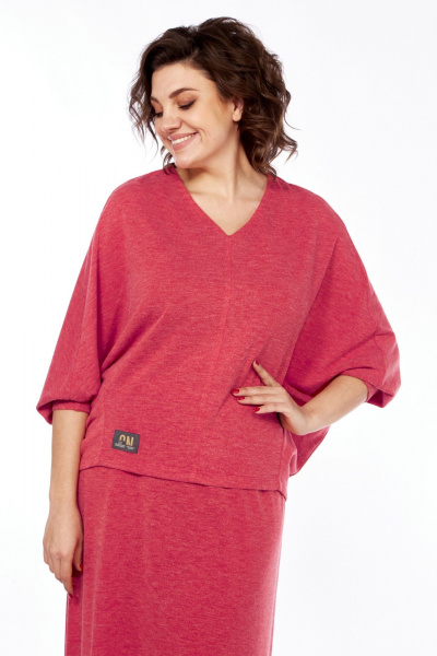 Костюм женский из трикотажа с юбкой и декоративной вставкой Диомант 2020 коралл - фото 7